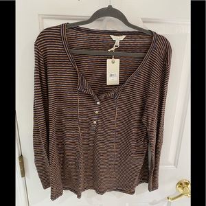 Lucky Brand long sleeve Tee